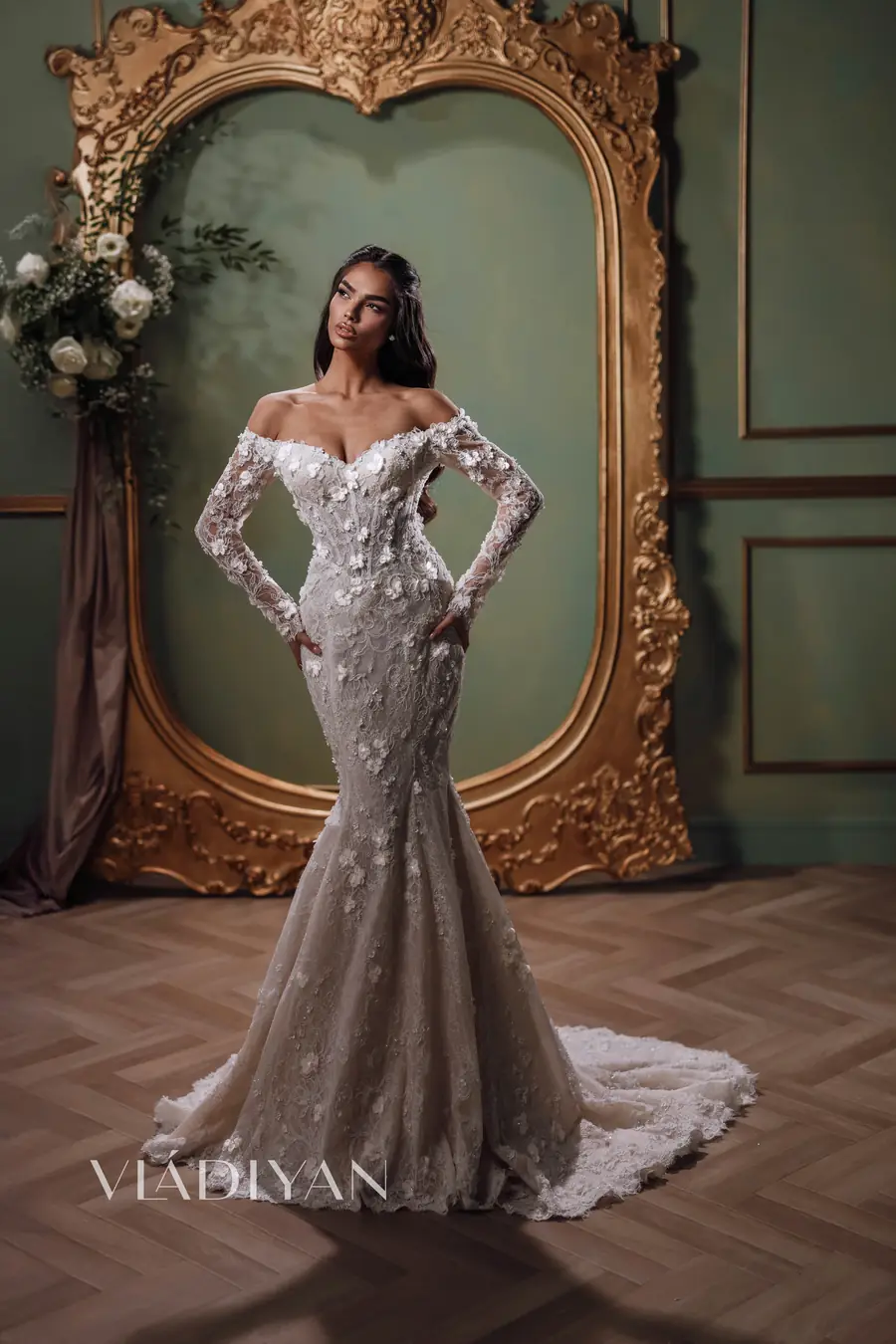 Robe de mariée Vladiyan Royal Modèle 2611, First Spring Automne-Hiver 2026