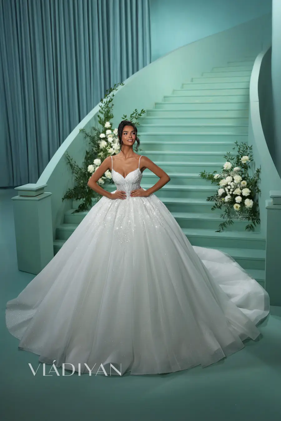 Robe de mariée Vladiyan Royal Modèle 2630, First Spring Automne-Hiver 2026