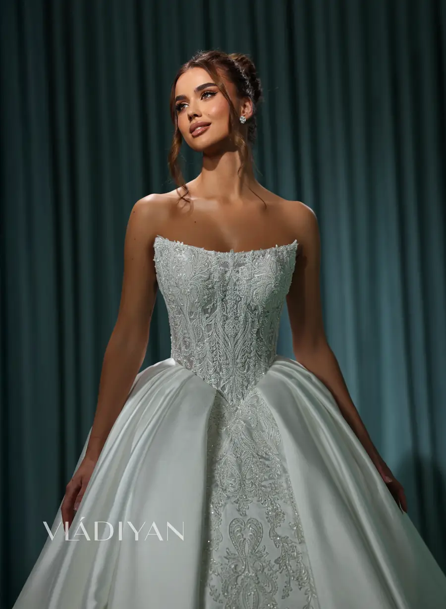 Vladiyan Royal Modèle 2631, vue 2