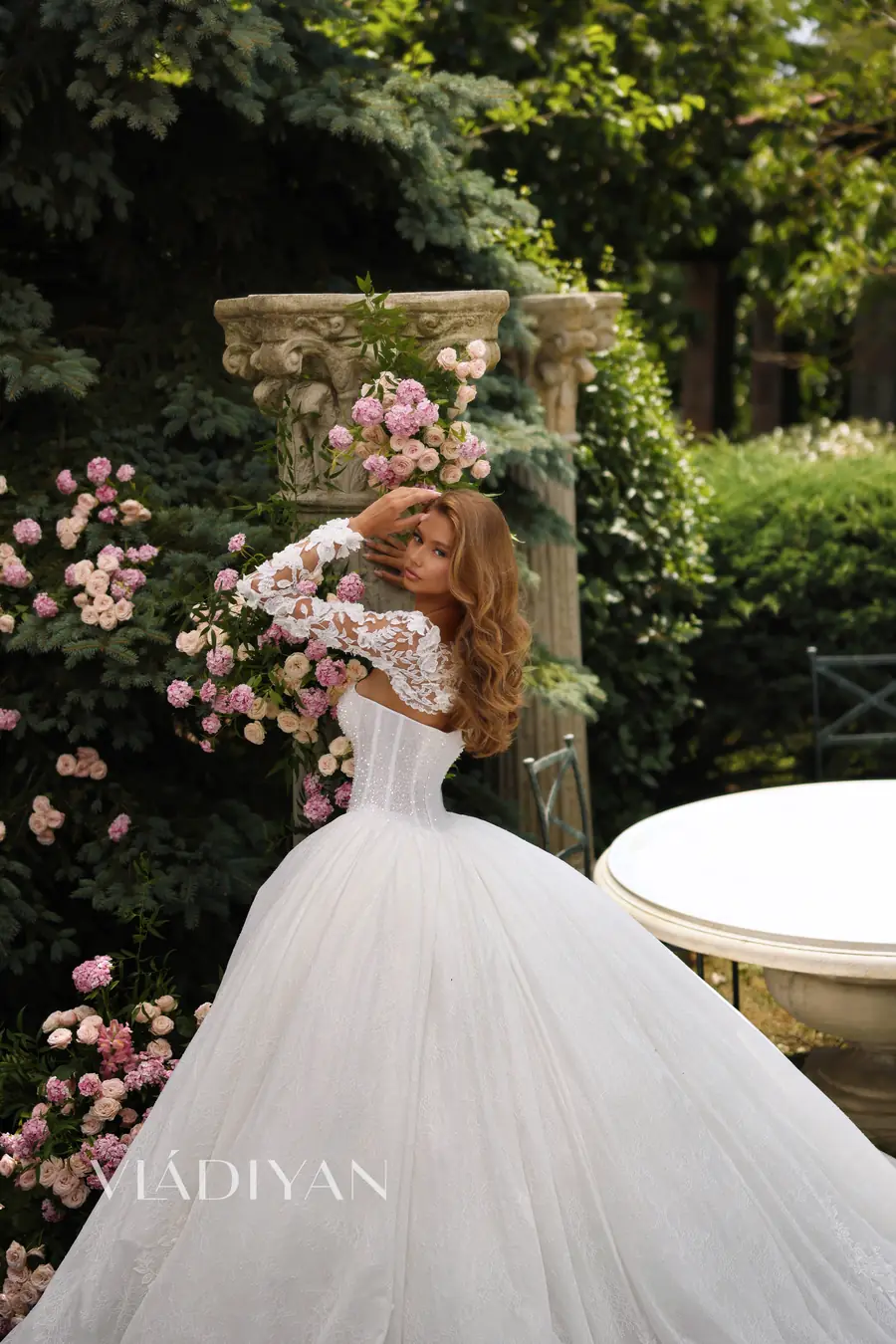Robe de mariée Vladiyan Royal Modèle 2644, Royal Soul Printemps-Été 2026